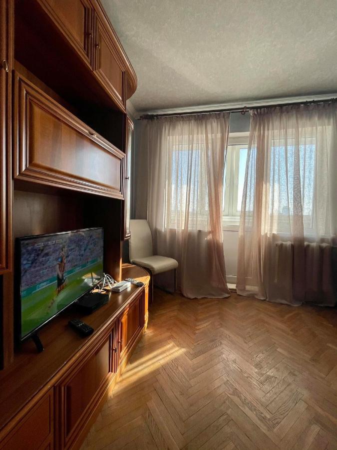 Comfortable One Beds With Nice View For Independent Sqr Киев Экстерьер фото