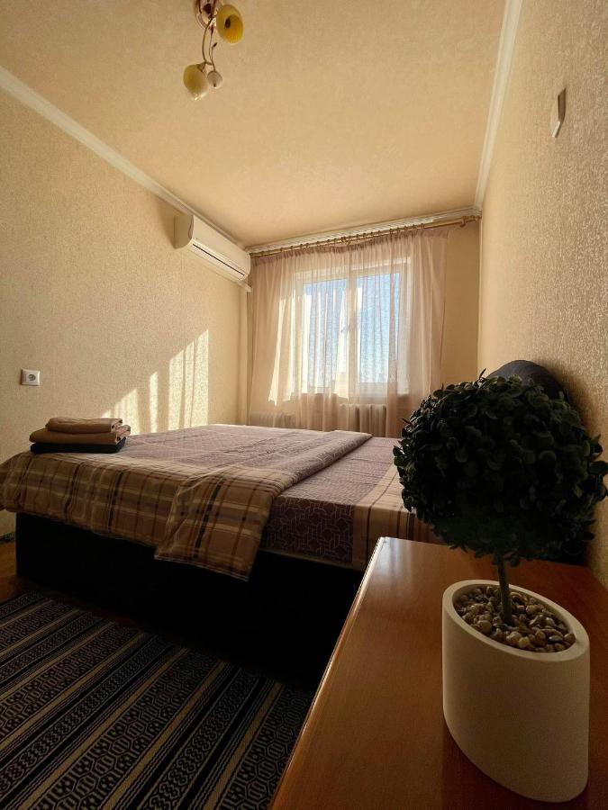 Comfortable One Beds With Nice View For Independent Sqr Киев Экстерьер фото