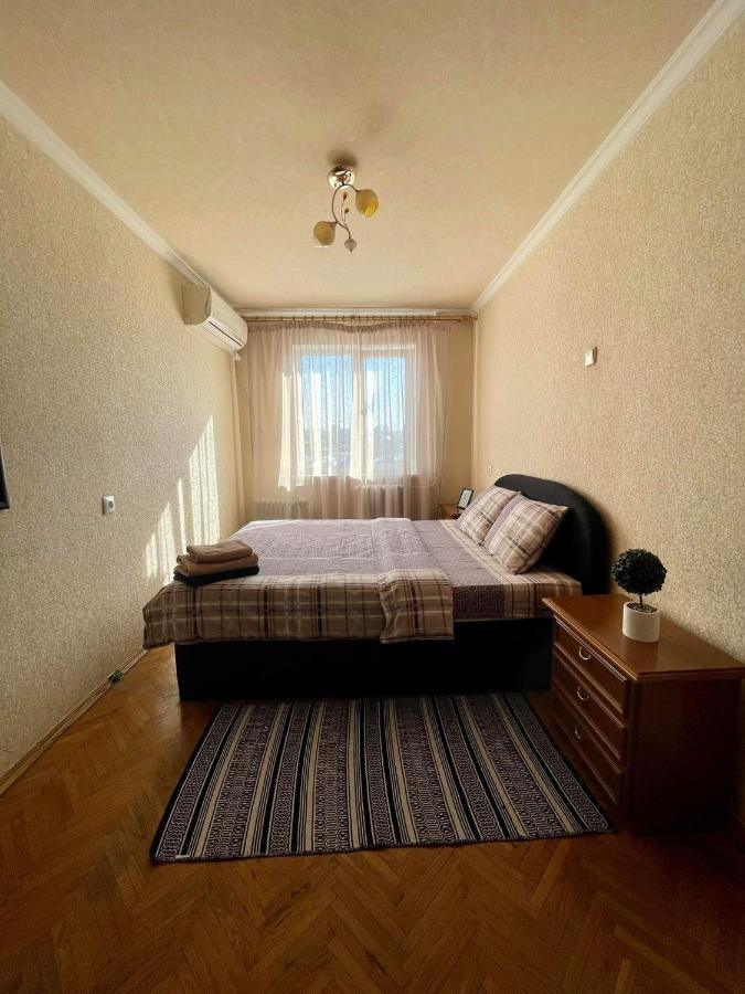 Comfortable One Beds With Nice View For Independent Sqr Киев Экстерьер фото