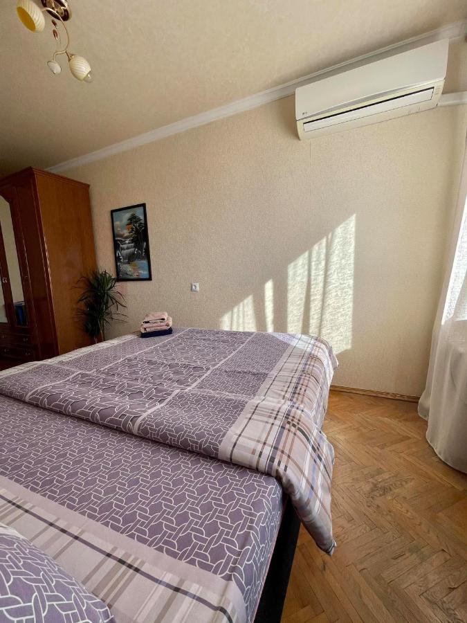 Comfortable One Beds With Nice View For Independent Sqr Киев Экстерьер фото