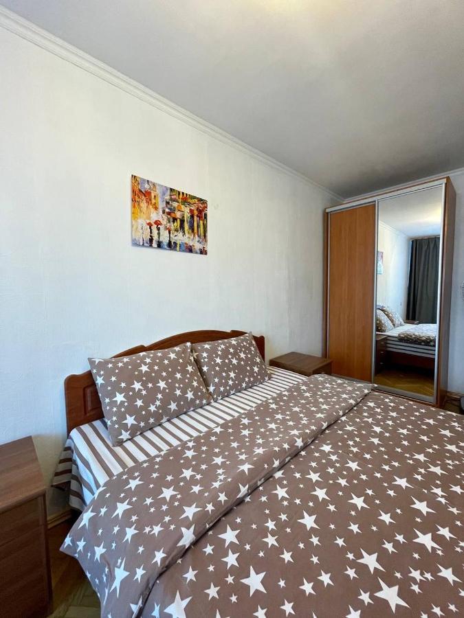 Comfortable One Beds With Nice View For Independent Sqr Киев Экстерьер фото